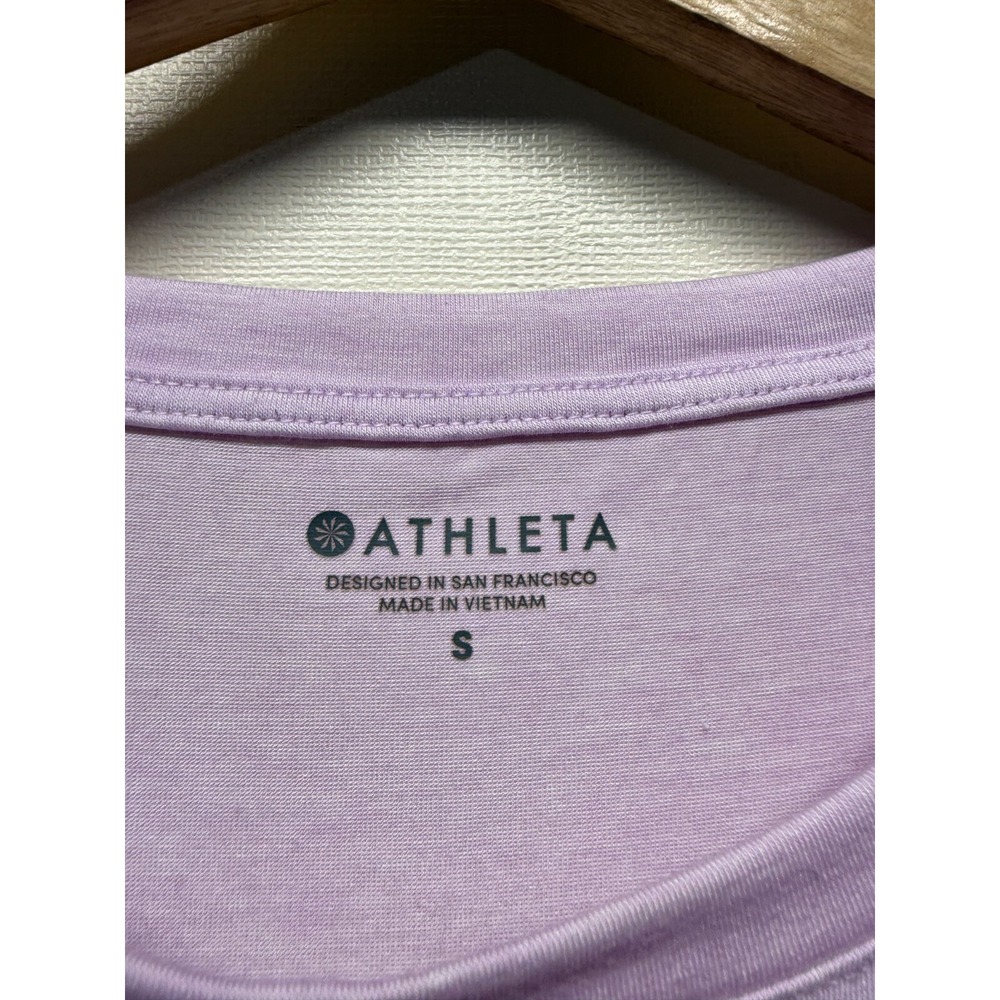 Athleta Essence Twist Tee Women Sz S Top Lavender Purple Short‎ Sleeve Athletic - Picture 4 of 6